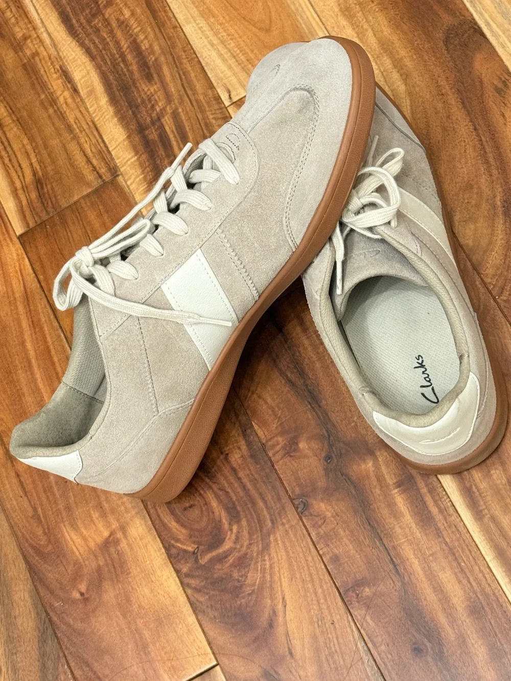 Clarks Men’s Suede Sneakers in Beige